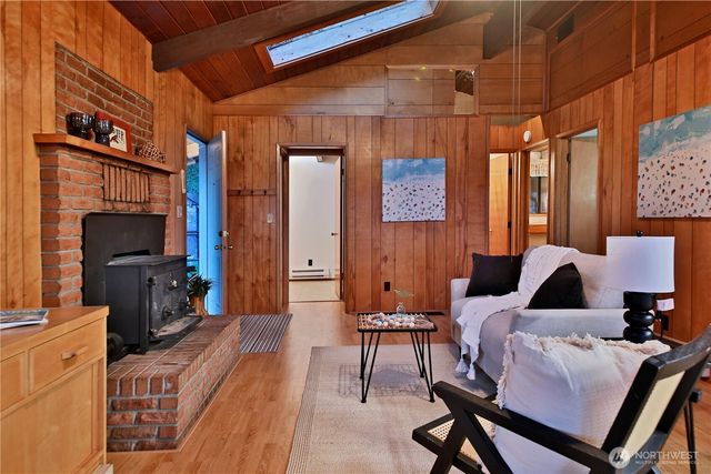 3621 Shorewood Avenue, Greenbank, WA 98253