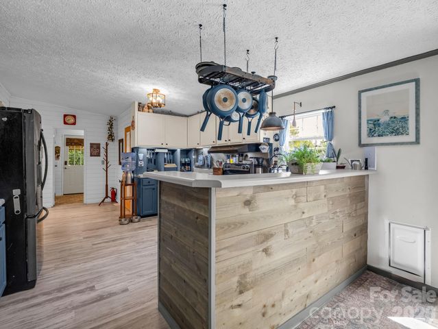14 Old Possum Holler Road, Hendersonville, NC 28739