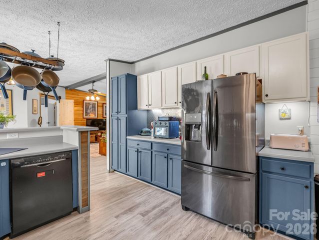 14 Old Possum Holler Road, Hendersonville, NC 28739
