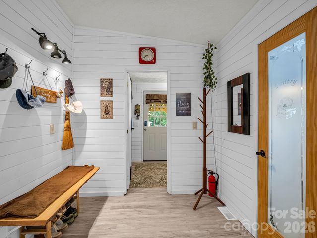 14 Old Possum Holler Road, Hendersonville, NC 28739