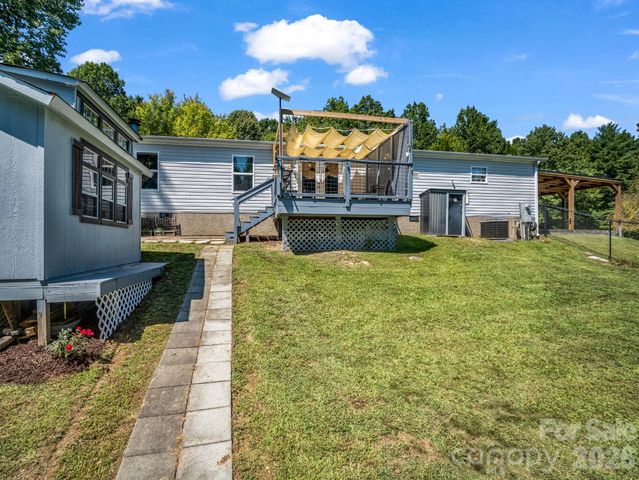 14 Old Possum Holler Road, Hendersonville, NC 28739