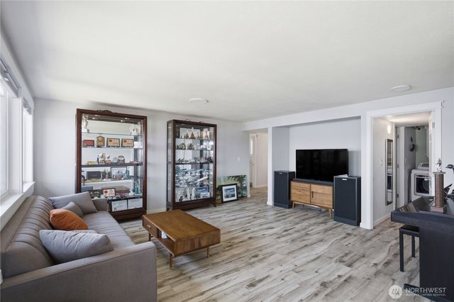 11020 Rainier Avenue S, Seattle, WA 98178