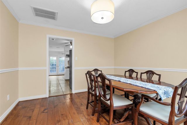 11634 Southlake Drive, Houston, TX 77077