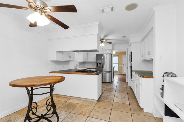 11634 Southlake Drive, Houston, TX 77077