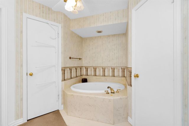 11634 Southlake Drive, Houston, TX 77077