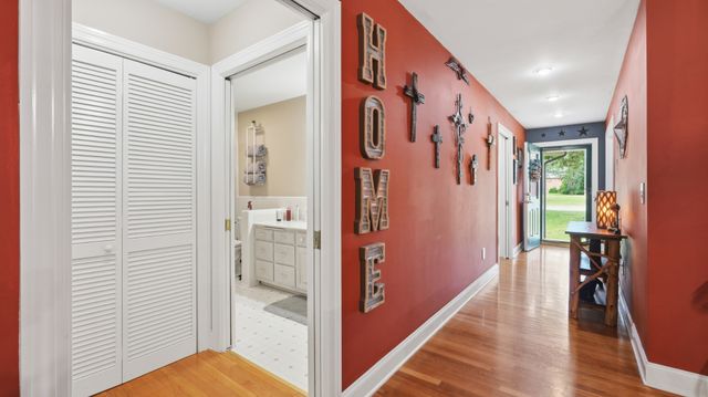 203 Woodson Dr, Tullahoma, TN 37388