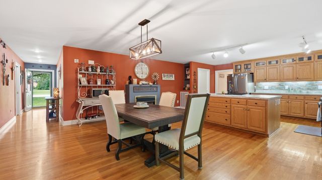 203 Woodson Dr, Tullahoma, TN 37388