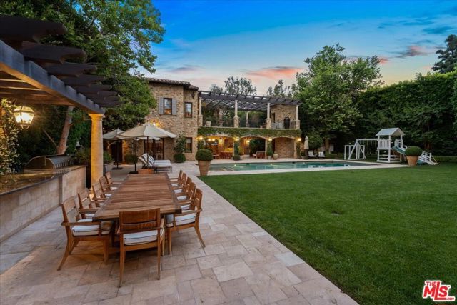 804 N Elm Drive, Beverly Hills, CA 90210