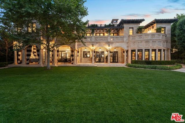 804 N Elm Drive, Beverly Hills, CA 90210