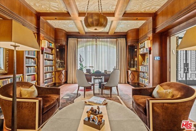 804 N Elm Drive, Beverly Hills, CA 90210