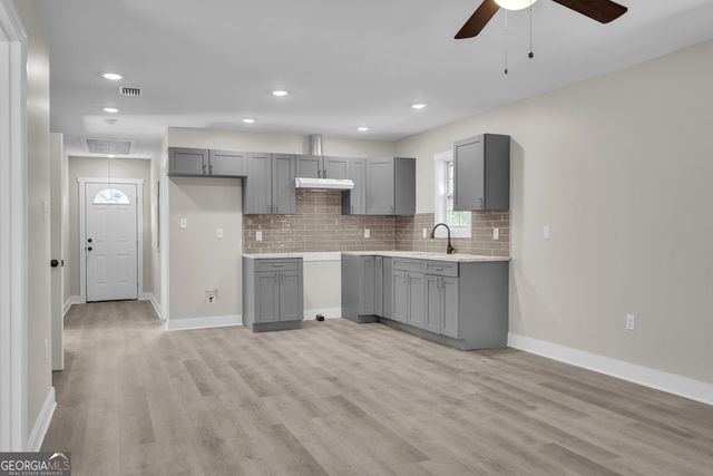 604 Holiday Street, Valdosta, GA 31601