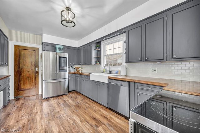 334 Cornell Avenue, Elyria, OH 44035