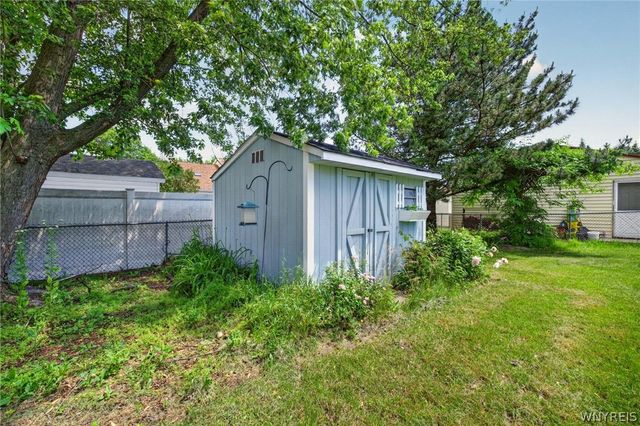1295 Nash Road, North Tonawanda, NY 14120