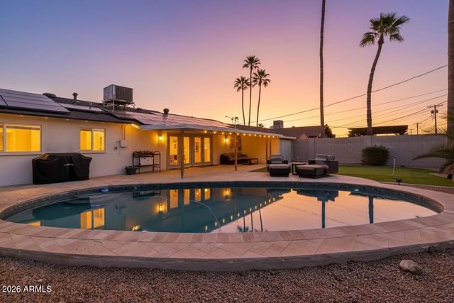 8601 E WINDSOR Avenue E, Scottsdale, AZ 85257