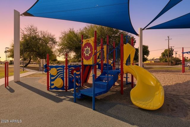 8601 E WINDSOR Avenue E, Scottsdale, AZ 85257