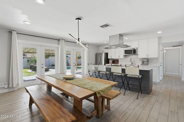 8601 E WINDSOR Avenue E, Scottsdale, AZ 85257