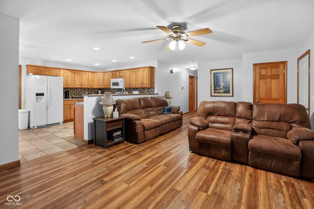 840 W Gerking Drive, Nineveh, IN 46164