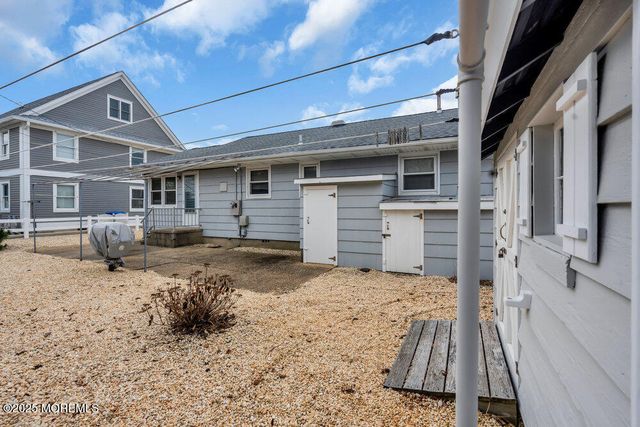 32 Peterson Lane, Lavallette, NJ 08735