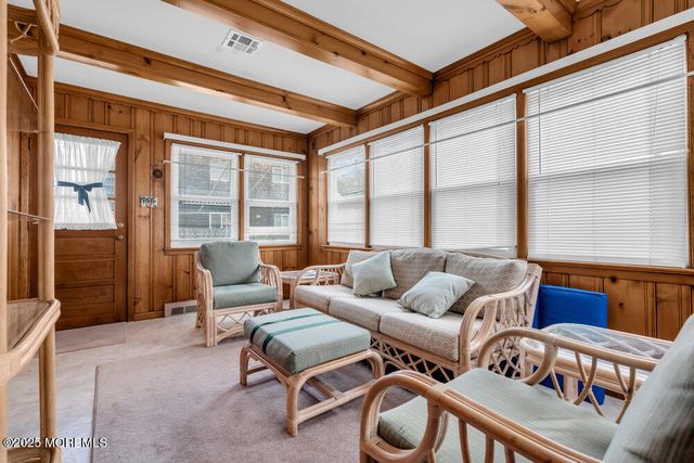 32 Peterson Lane, Lavallette, NJ 08735