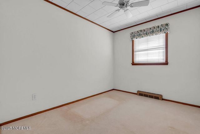 32 Peterson Lane, Lavallette, NJ 08735