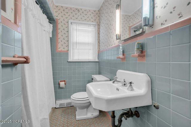 32 Peterson Lane, Lavallette, NJ 08735