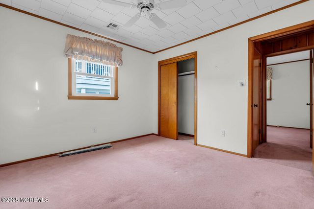 32 Peterson Lane, Lavallette, NJ 08735