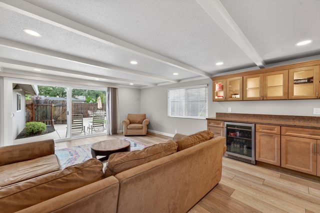 8402 Seeno Ave, Granite Bay, CA 95746