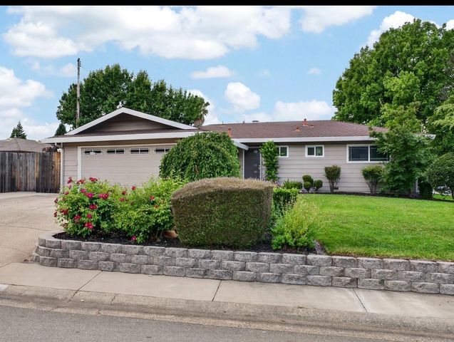 8402 Seeno Ave, Granite Bay, CA 95746