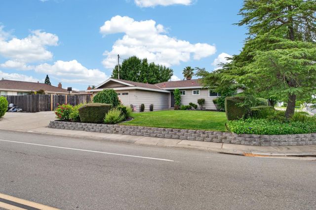 8402 Seeno Ave, Granite Bay, CA 95746