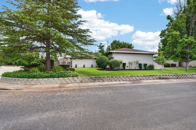 8402 Seeno Ave, Granite Bay, CA 95746