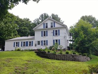 77 Hudson St 2, Marlborough, MA 01752