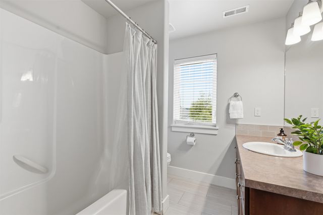 6114 S Windstar St, Spokane, WA 99224