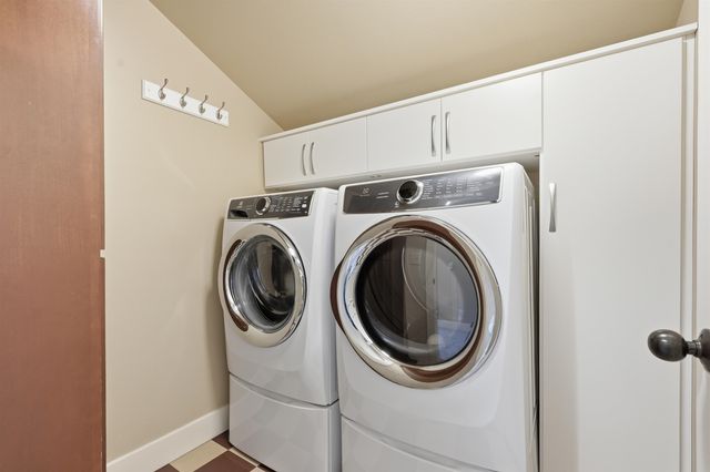 6114 S Windstar St, Spokane, WA 99224