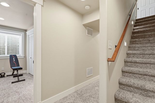 6114 S Windstar St, Spokane, WA 99224