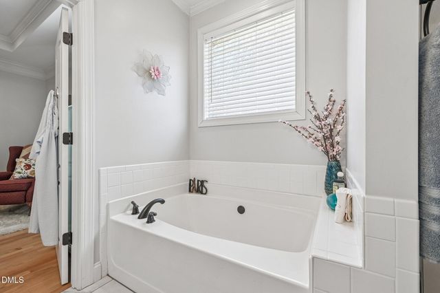 638 E Lakota Drive, Fuquay Varina, NC 27526