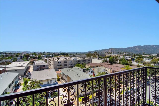 124 W Colorado 502, Glendale, CA 91204