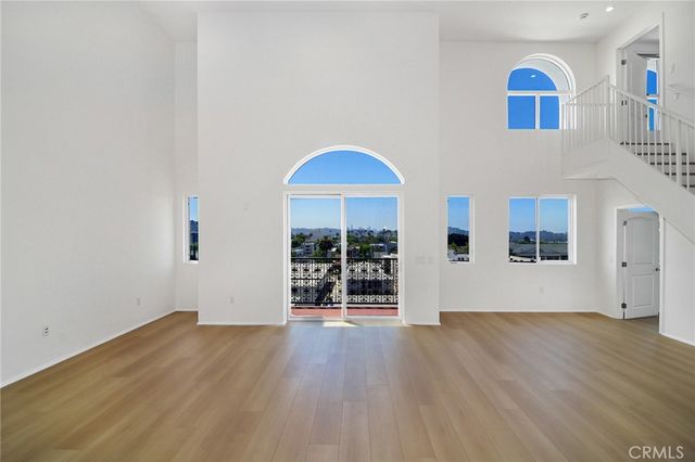 124 W Colorado 502, Glendale, CA 91204
