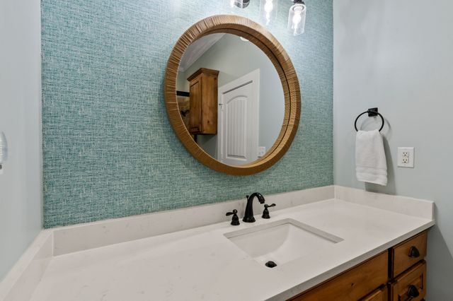 326 Hickory Circle, Trinidad, TX 75163