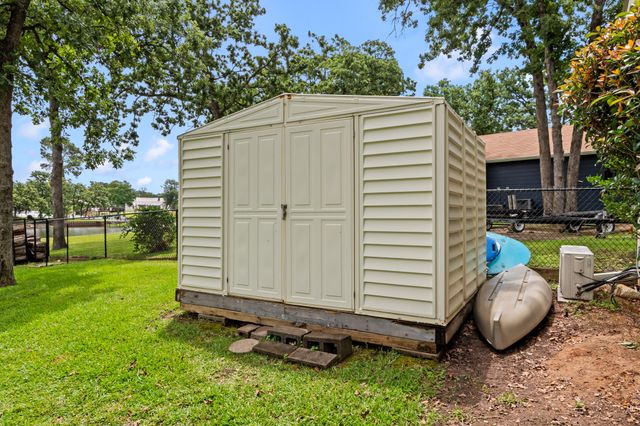 326 Hickory Circle, Trinidad, TX 75163
