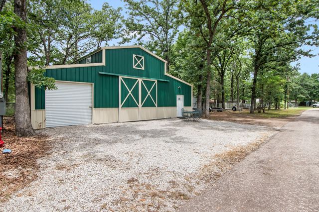 326 Hickory Circle, Trinidad, TX 75163