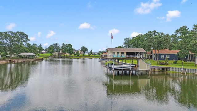 326 Hickory Circle, Trinidad, TX 75163