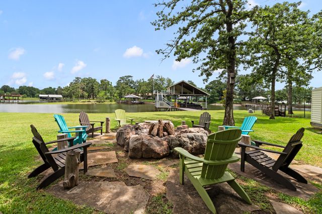 326 Hickory Circle, Trinidad, TX 75163