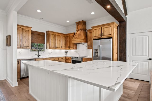 326 Hickory Circle, Trinidad, TX 75163