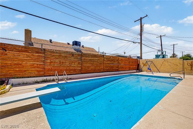 5137 Del Monte Avenue, Las Vegas, NV 89146