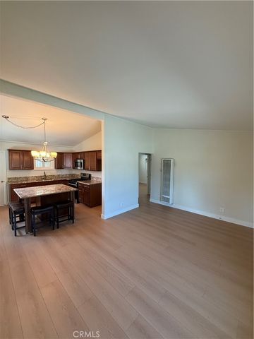 8401 Tampa, Northridge, CA 91324