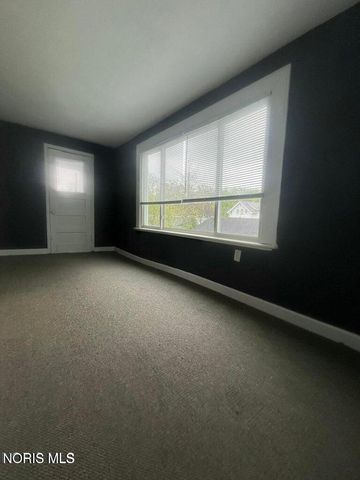 1721 Mansfield Street, Toledo, OH 43613