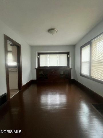 1721 Mansfield Street, Toledo, OH 43613