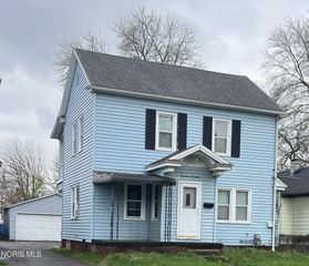 1721 Mansfield Street, Toledo, OH 43613