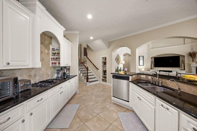 12406 Garden Field Lane, Pearland, TX 77584