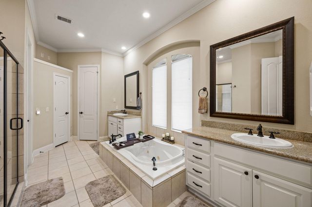 12406 Garden Field Lane, Pearland, TX 77584